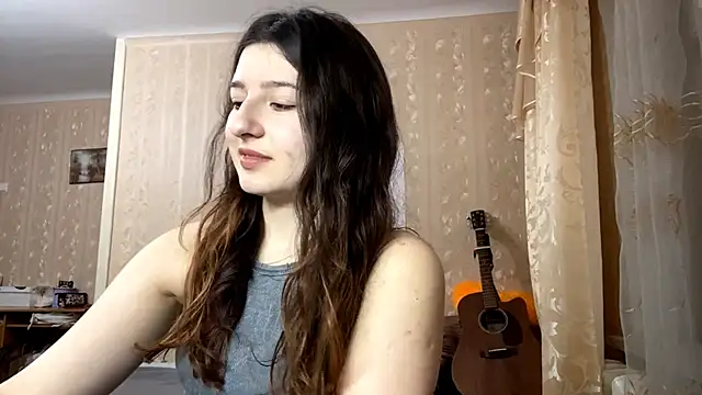 Snapshot of DonnieBooton chatting on 11-24-25, 01:11 DonnieBooton online show from 11-24-25, 01:11