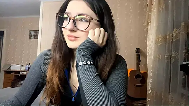 Snapshot of DonnieBooton chatting on 12-03-25, 01:53 DonnieBooton online show from 12-03-25, 01:53