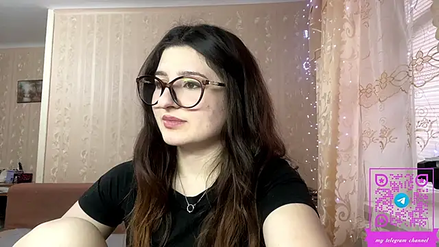 Snapshot of DonnieBooton chatting on 02-11-26, 01:16 DonnieBooton online show from 02-11-26, 01:16