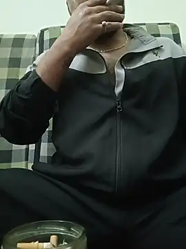 Snapshot of MrToxxic chatting on 11-24-25, 05:12 MrToxxic online show from 11-24-25, 05:12