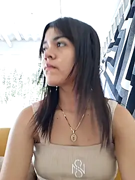 Snapshot of Skinny_Wet chatting on 11-20-25, 01:00 Skinny Wet online show from 11-20-25, 01:00