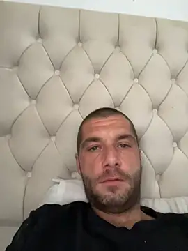 Kinkycouple142 online show from 05-28-26, 04:48