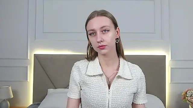 RachaelCute online show from 01-18-26, 04:27