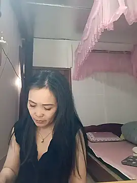 Feeling-hot online show from 02-05-26, 07:35