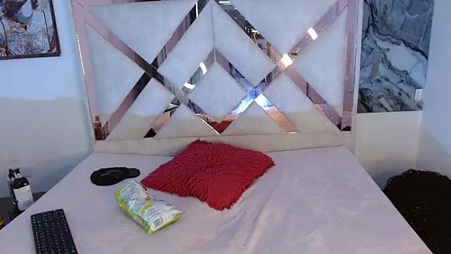 tael novacs online show from 12-14-25, 03:12