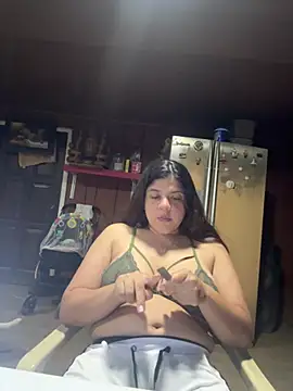 Snapshot of diamore3377 chatting on 02-09-26, 02:15 diamore3377 online show from 02-09-26, 02:15