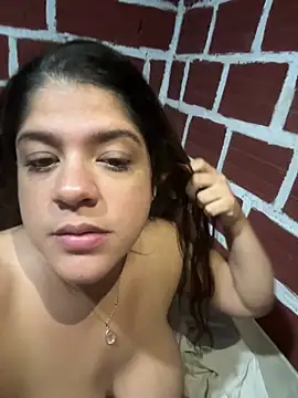 Snapshot of diamore3377 chatting on 02-15-26, 07:51 diamore3377 online show from 02-15-26, 07:51