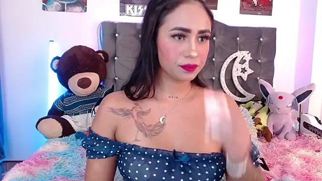 lunabritton1 online show from 03-06-26, 02:41