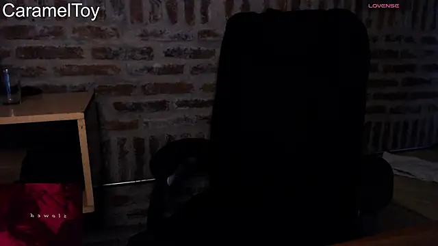 Snapshot of CaramelToy chatting on 02-07-26, 07:28 CaramelToy online show from 02-07-26, 07:28