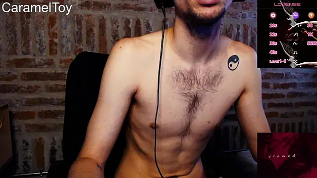 Snapshot of CaramelToy chatting on 02-23-26, 06:16 CaramelToy online show from 02-23-26, 06:16