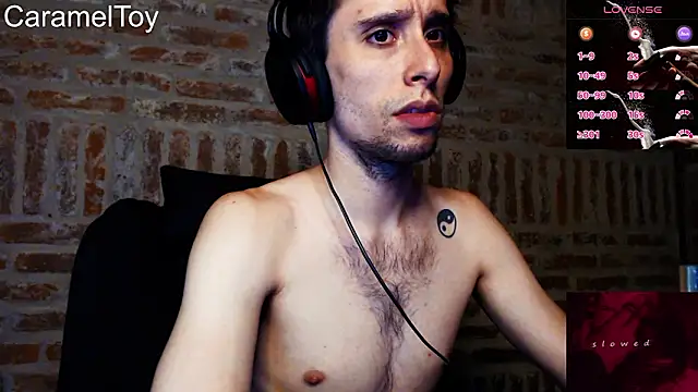 Snapshot of CaramelToy chatting on 02-24-26, 06:22 CaramelToy online show from 02-24-26, 06:22