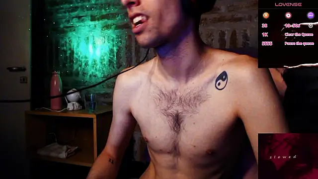 Snapshot of CaramelToy chatting on 03-08-26, 06:44 CaramelToy online show from 03-08-26, 06:44