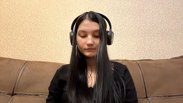 AurorAurora online show from 01-08-26, 08:49