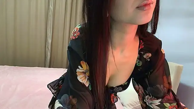 Snapshot of mooniejin chatting on 11-17-25, 12:55 mooniejin online show from 11-17-25, 12:55