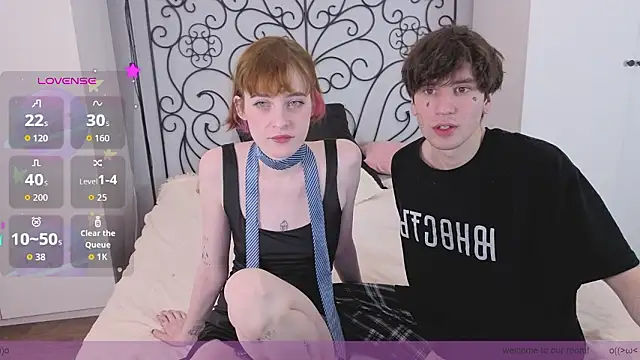 Snapshot of Danny_loves_Mary chatting on 02-04-26, 01:11 Danny loves Mary online show from 02-04-26, 01:11