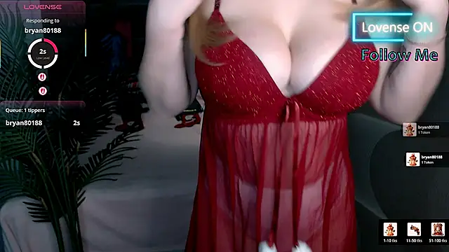 Snapshot of Kate_Moan chatting on 12-20-25, 07:37 Kate Moan online show from 12-20-25, 07:37