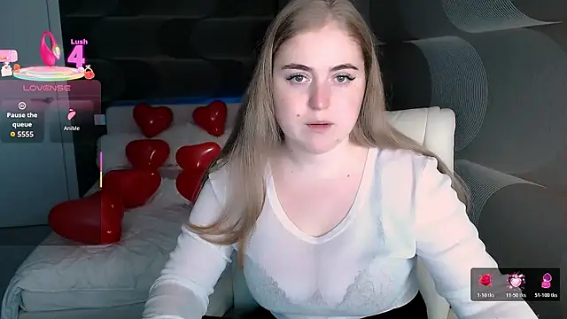 Snapshot of Kate_Moan chatting on 02-12-26, 02:12 Kate Moan online show from 02-12-26, 02:12