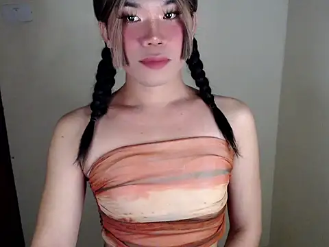 Snapshot of dazzlingcarol chatting on 02-23-26, 10:45 dazzlingcarol online show from 02-23-26, 10:45