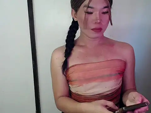 dazzlingcarol online show from 06-12-26, 04:22