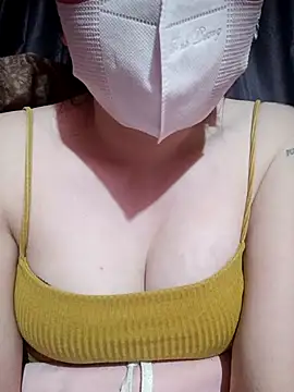 Snapshot of MiHeni chatting on 02-02-26, 04:27 MiHeni online show from 02-02-26, 04:27