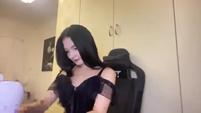 KellyAngiel online show from 11-11-25, 05:02