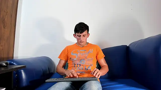 Snapshot of AnalBlaze_ chatting on 11-11-25, 09:37 AnalBlaze online show from 11-11-25, 09:37