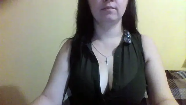 Snapshot of Vitalina282128 chatting on 12-04-25, 12:53 Vitalina282128 online show from 12-04-25, 12:53