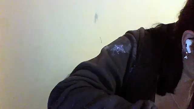 Snapshot of Vitalina282128 chatting on 01-13-26, 08:41 Vitalina282128 online show from 01-13-26, 08:41