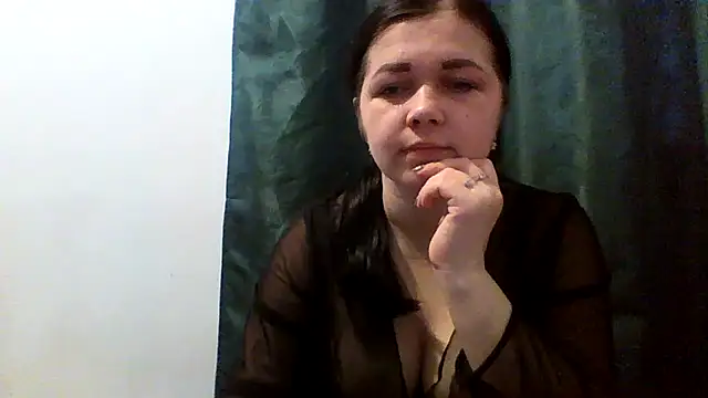 Snapshot of Vitalina282128 chatting on 02-25-26, 12:37 Vitalina282128 online show from 02-25-26, 12:37