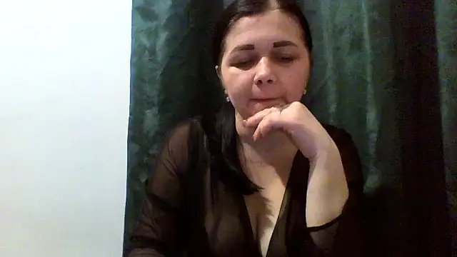 Snapshot of Vitalina282128 chatting on 02-26-26, 09:47 Vitalina282128 online show from 02-26-26, 09:47