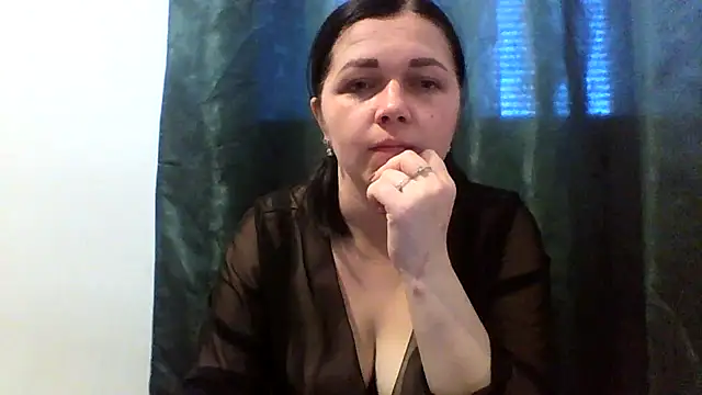 Snapshot of Vitalina282128 chatting on 03-08-26, 02:43 Vitalina282128 online show from 03-08-26, 02:43