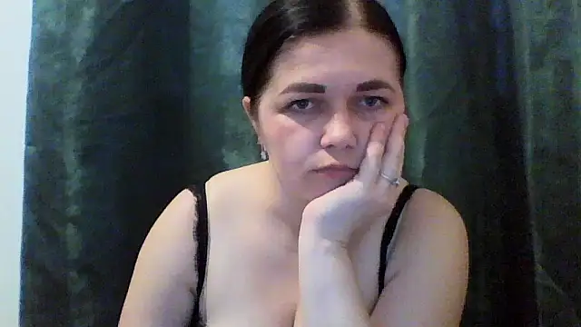 Vitalina282128 online show from 04-04-26, 05:38