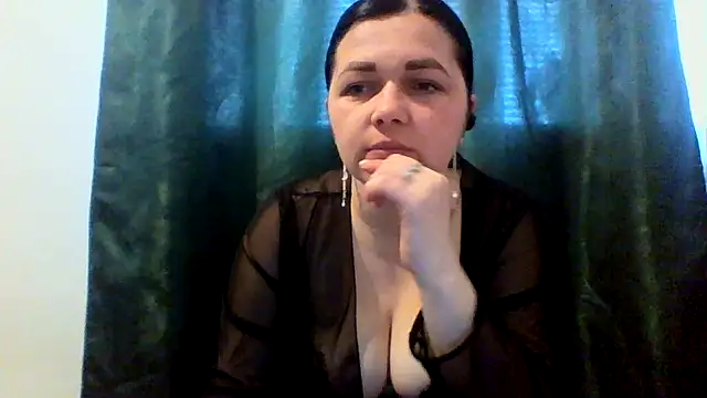 Vitalina282128 online show from 04-29-26, 07:45