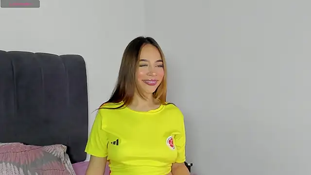Evelin888 online show from 06-17-26, 07:48
