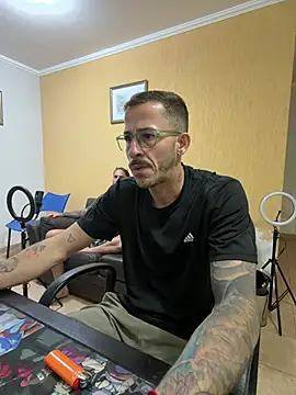 Lucasjandre online show from 06-22-26, 12:45