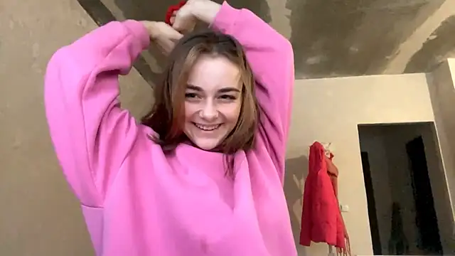 Snapshot of GeralynChiszar chatting on 11-12-25, 06:14 GeralynChiszar online show from 11-12-25, 06:14