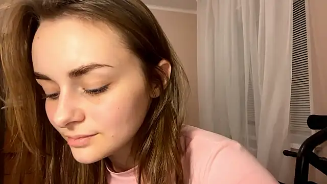 Snapshot of GeralynChiszar chatting on 03-13-26, 09:10 GeralynChiszar online show from 03-13-26, 09:10