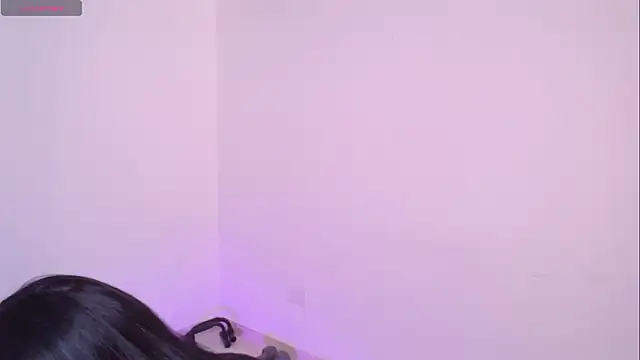 Snapshot of Millie_bobby chatting on 02-26-26, 06:40 Millie bobby online show from 02-26-26, 06:40