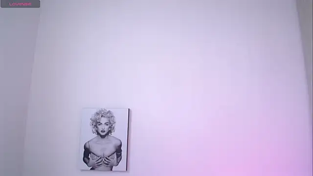 Millie bobby online show from 07-04-26, 06:58