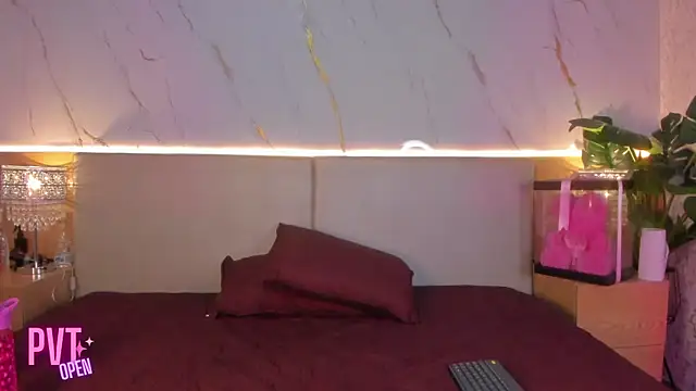 Snapshot of april_grey11 chatting on 02-04-26, 08:03 april grey11 online show from 02-04-26, 08:03