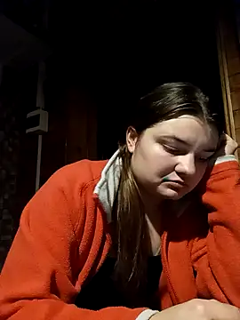 Snapshot of Viktoria_kis chatting on 11-16-25, 08:03 Viktoria kis online show from 11-16-25, 08:03