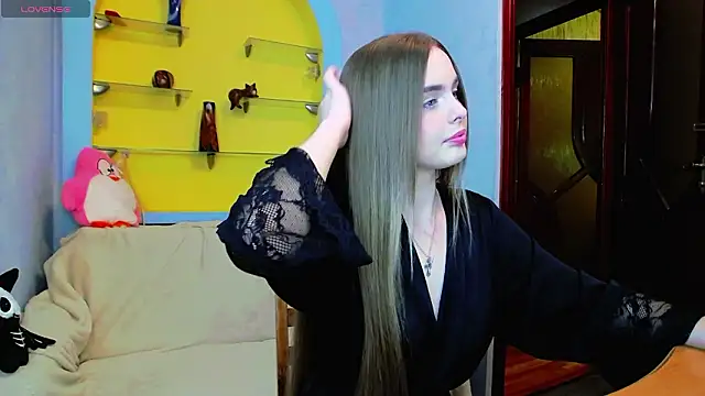 AlicaLOVEalisa777 online show from 03-05-26, 10:17