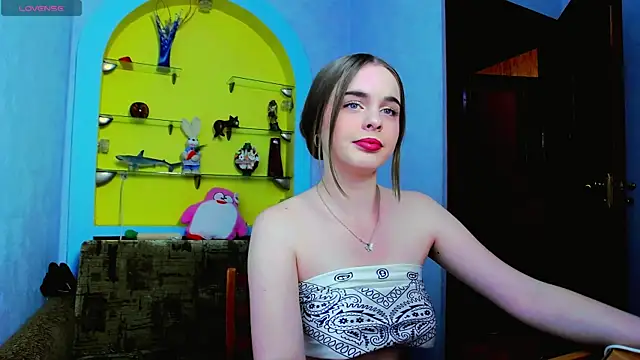 AlicaLOVEalisa777 online show from 05-20-26, 06:36