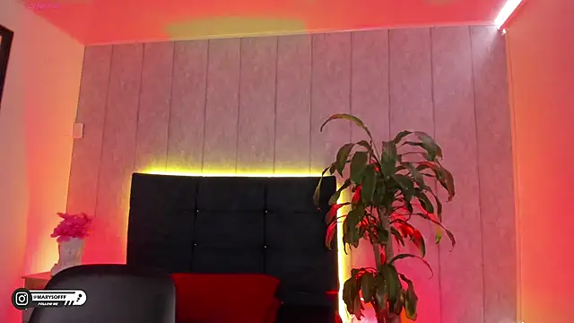 Snapshot of marysofff chatting on 11-17-25, 09:53 marysofff online show from 11-17-25, 09:53