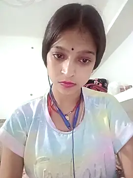 Mohnicute online show from 05-12-26, 12:19