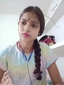 Mohnicute online show from 05-21-26, 11:06