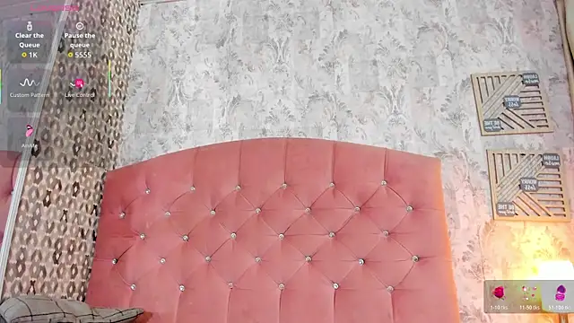 Snapshot of cleeo_nile chatting on 11-23-25, 02:55 cleeo nile online show from 11-23-25, 02:55