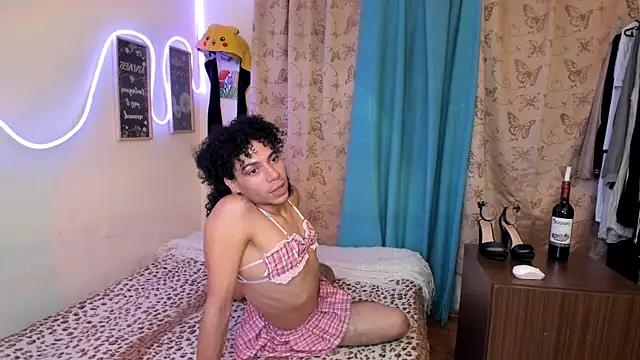 Angel White25 online show from 07-28-26, 06:20