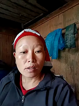 Snapshot of girl-hot2x chatting on 12-14-25, 01:33 girl-hot2x online show from 12-14-25, 01:33