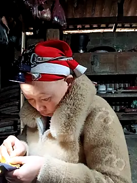 Snapshot of girl-hot2x chatting on 02-09-26, 08:51 girl-hot2x online show from 02-09-26, 08:51